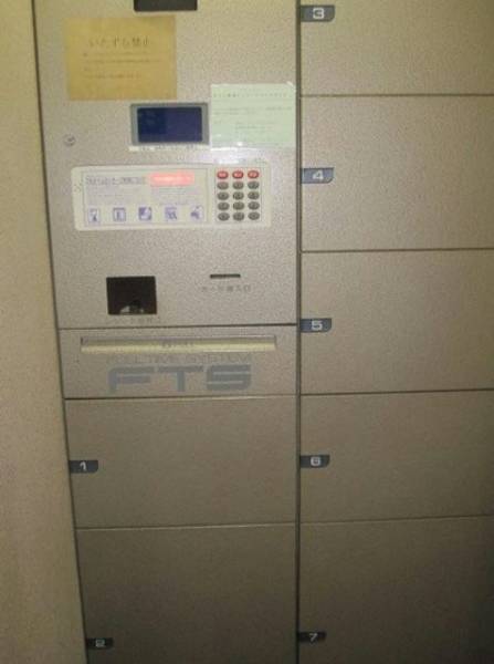 宅配ボックスが完備されているので不在時も安心です。