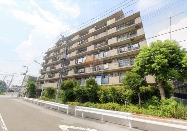ウインベルコーラス金町外観１｜ウィンベルコーラス金町は平成7年築、7階建てのマンションです。