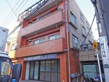 メゾン西池は「要町」駅より徒歩７分、池袋駅も徒歩圏内の立地です。