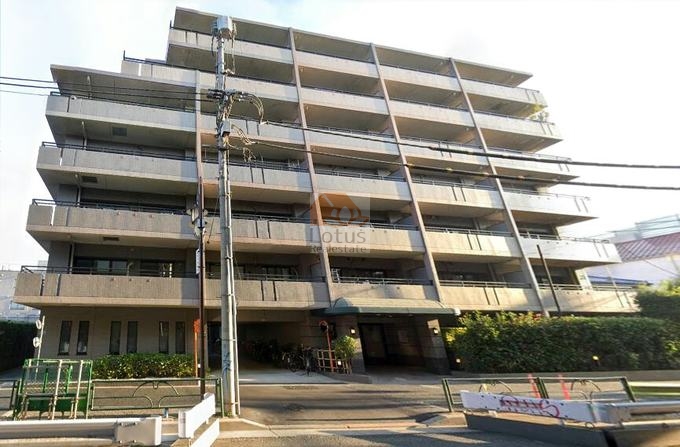 クレストフォルム高井戸南外観４｜クレストフォルム高井戸南は平成１２年築の７階建てのマンションです。京王井の頭線「高井戸」駅、京王線「八幡山」駅が利用可能です。