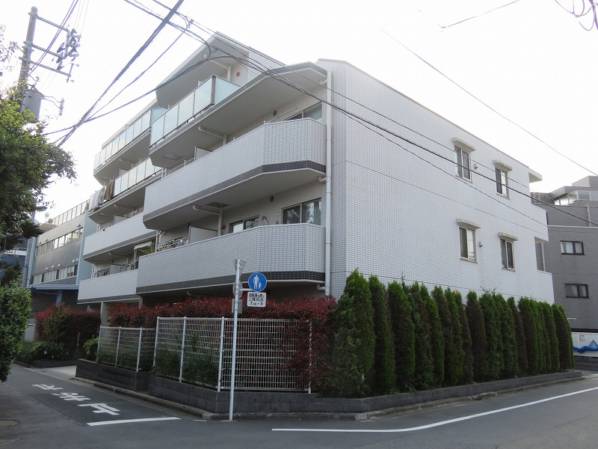アイディーコート江古田3061｜アイディーコート江古田は平成２３年築の５階建てのマンションです。大江戸線「新江古田」駅より徒歩７分、西武池袋駅「桜台」駅より徒歩８分です。
