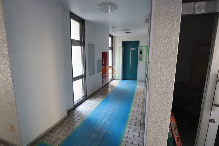 マンション二葉共用部2