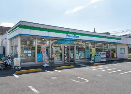 ファミリーマート 東堀切一丁目店｜徒歩2分に「ファミリーマート 東堀切一丁目店」があります。