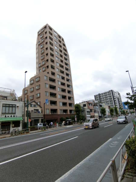 ザパームス向島エアリィタワー｜ザパームス向島は水戸街道沿いにあります。
