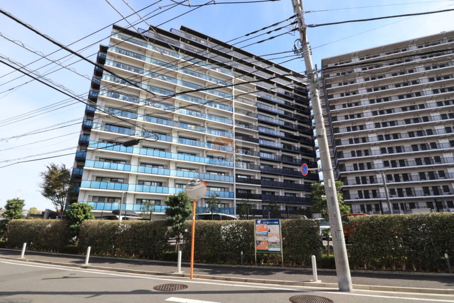 シティテラス平井外観1｜シティテラス平井は2016年（平成28年）に建てられた、14階建てのマンションです。