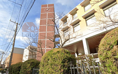 東京未来大学｜「堀切」駅西口をでてすぐに「東京未来大学」があります。