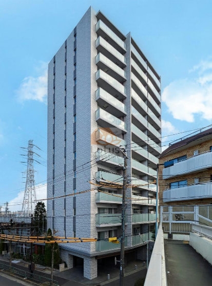ザ・パークハウス上北沢外観１｜ザ・パークハウス上北沢は、平成25年築、13階建てのマンションです。