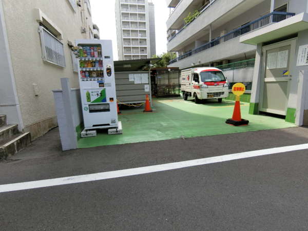 塔の山ハイツ外観共用部5｜駐輪場です。