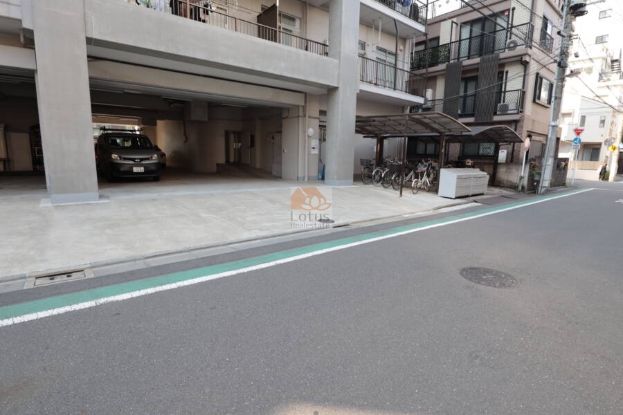 マンション二葉共用部3
