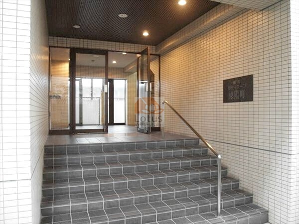 藤和シティコープ東陽町エントランス３｜エレベーターはありません。