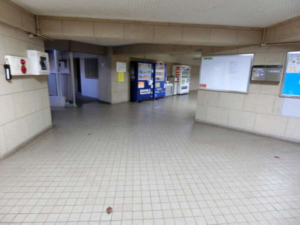 南砂町グリーンハイツ外観共用部3｜管理体制良好です。