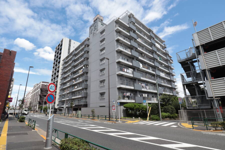 豊栄北千住マンション外観11｜豊栄北千住マンションは、1980年（昭和55年） 4月に建てられた10階建のマンションです。