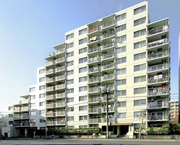 パークハイム東陽町は昭和60年築、11階建てのマンションです。
