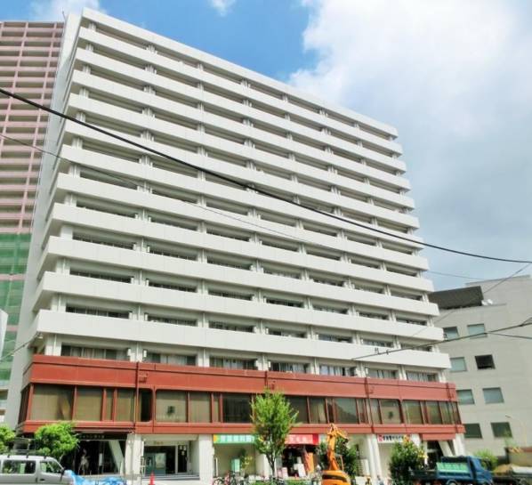 シャトレ市ヶ谷51115｜シャトレ市ヶ谷は地上１４階建てのマンションです。靖国通りに面しています。