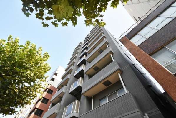 シティポート錦糸町Ⅱ外観２｜シティポート錦糸町２は平成５年築、地上１１階建てのマンションです。京葉道路沿いにあります。錦糸町駅、マルイ錦糸町が近く便利です。