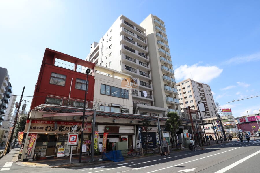 エスポワール亀戸外観1｜エスポワール亀戸は平成２年築、１１階建てのマンションです。総武線「亀戸」駅より徒歩５分です。明治通りの商店街にありお買物が便利です。