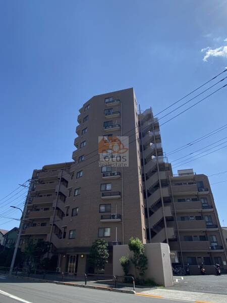 朝日パリオ西新井西館外観１｜朝日パリオ西新井西館は、1995年（平成 7年）に建てられた10階建てです。
