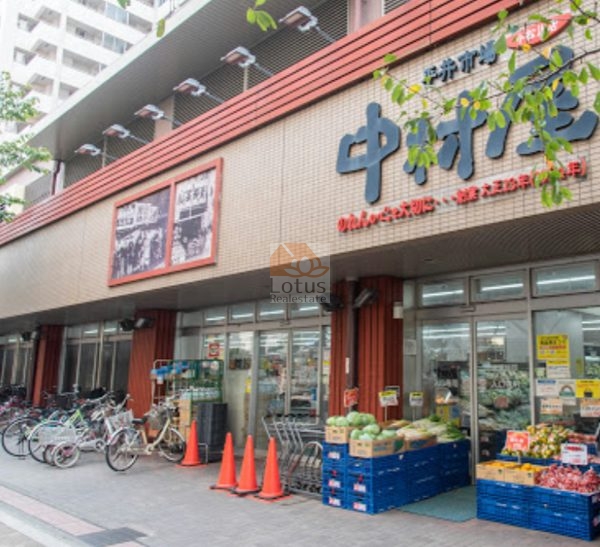 平井中村屋 小松川店600｜徒歩8分に「平井中村屋 小松川店」があります。