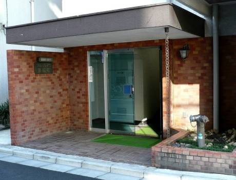 ブルーハイツ茅場町61｜東西線・日比谷線「茅場町」駅から徒歩３分です。東京駅も徒歩圏内です。