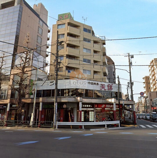 ライオンズステーションプラザ新中野外観１｜ライオンズステーションプラザ新中野は昭和58年築、8階建てのマンションです。