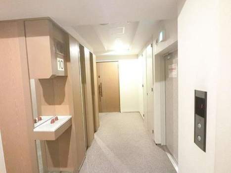 アクシルコート東中野100113｜共用廊下はホテルライクな内廊下のため雨の日も楽です。