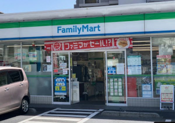 ファミリーマート 加平インター店｜徒歩1分に「ファミリーマート 加平インター店」があります。