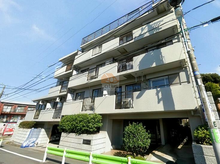 上井草パーク・ホームズ外観５｜上井草パーク・ホームズは昭和60年に建てられた5階建ての建物です。