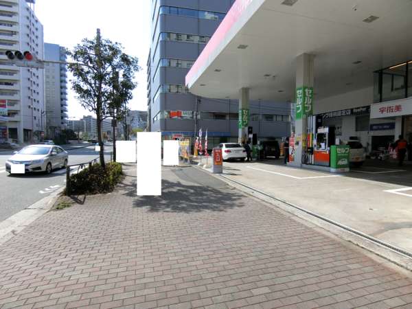 マンション木場アプローチ4｜そのまま直進するとＧＳが出ます。ここを右折です。