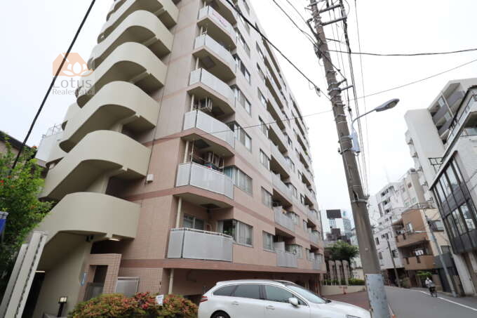 ウインベルコーラス浅草外観3｜大通りに面していない静かな住宅地にあります。