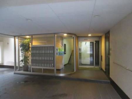 妙義坂マンション共用部3｜オートロック付きです。
