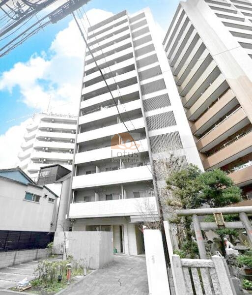 プラチナコート上野外観４ (1)｜プラチナコート上野は平成20年築、14階建てのマンションです。