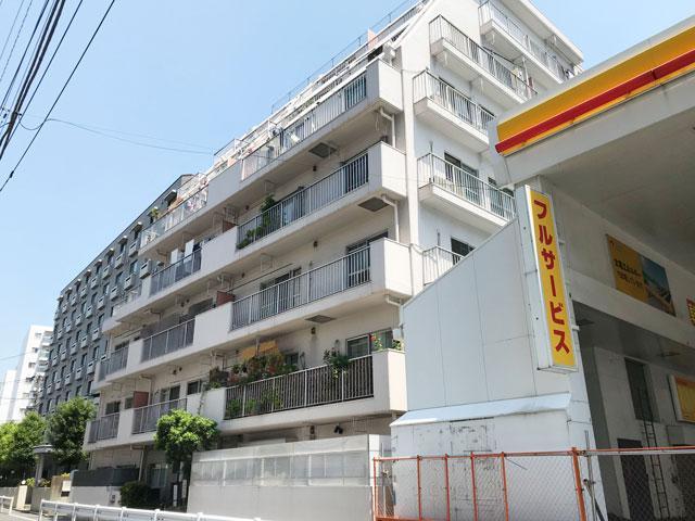 マンション木場外観１｜マンション木場は昭和５３年築、８階建てのマンションです。永代通りから一歩入った立地です。
