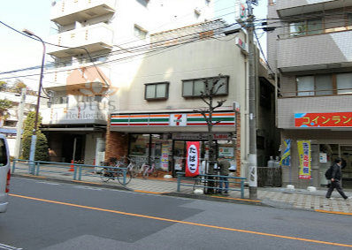 セブン-イレブン 梅田店