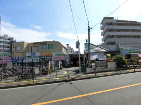 グレイスコート氷川台の最寄り駅は有楽町線氷川台駅です。