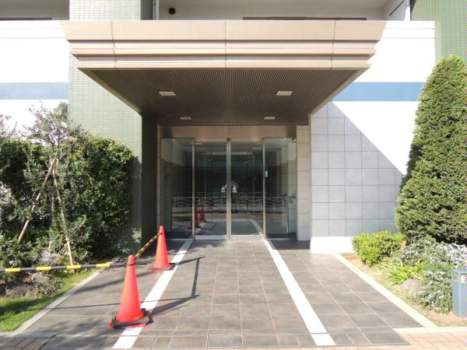レクセルプラザ東陽町｜エントランスアプローチです。