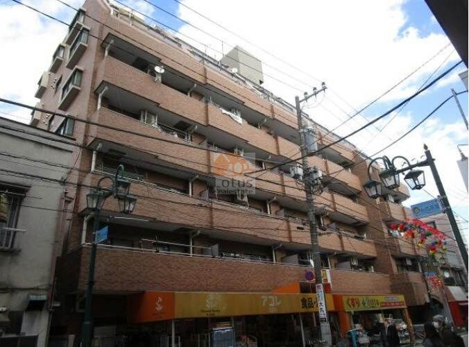 ライオンズマンションお花茶屋駅前通りは昭和６３年築の８階建てマンションです。