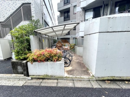 グレイスコート氷川台駐輪