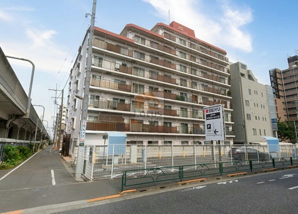 ルネ中村橋外観３｜ルネ中村橋は昭和56年築、8階建てのマンションです。