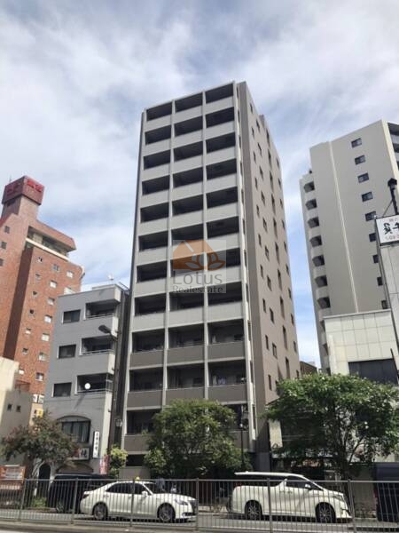 日神デュオステージ浅草国際通りは平成１９年築の１３階建てです。
国際通りに面していて、周辺にはコンビニやスーパー、飲食店もあり利便性の良い立地です。
