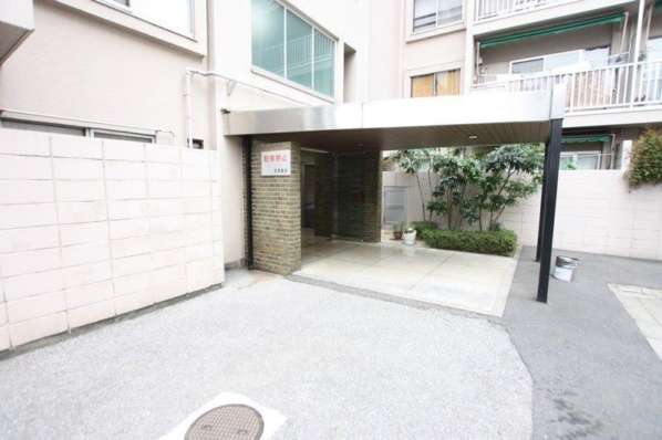 市ヶ谷薬王寺マンション6｜外観です。