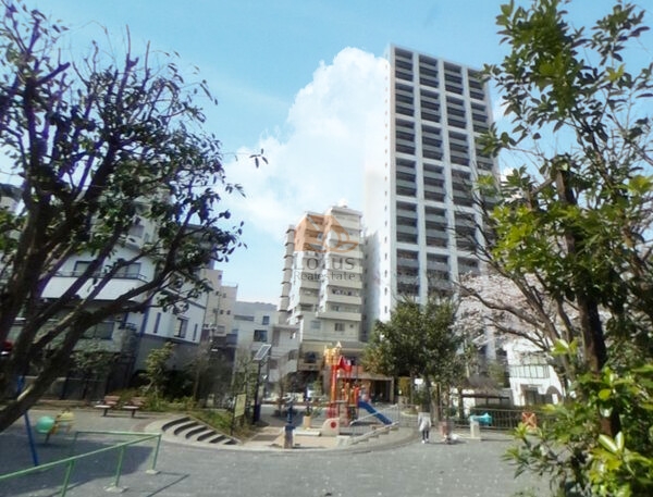 豊島区立上池袋中央公園｜徒歩1分に「上池袋中央公園」があります。