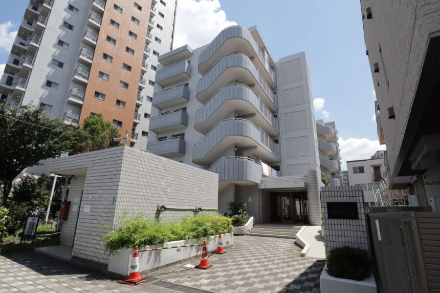 メゾンエクレーレ南千住外観1｜メゾンエクレーレ南千住は６階建てです。隅田川近くの静かな住環境です。