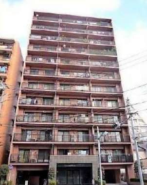 コスモフェスタ日暮里外観１｜コスモフェスタ日暮里は平成８年築の１２階建てのマンションです。隣にコンビニがあり、スーパーも近く生活はしやすい環境です。