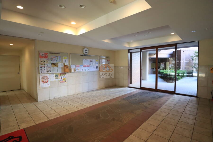 ライオンズプラザ西葛西共用部1｜北側エントランス共用部