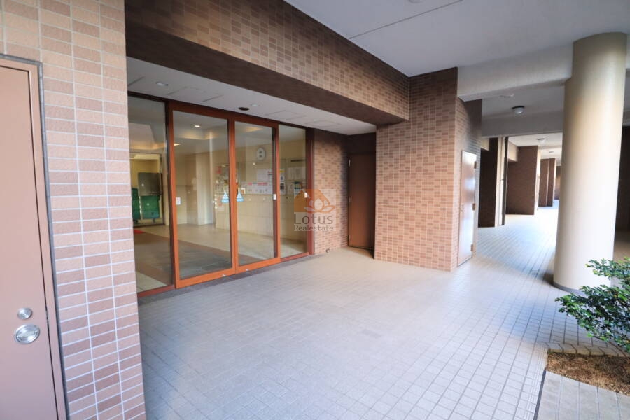 ライオンズプラザ西葛西共用部2｜北側エントランス共用部