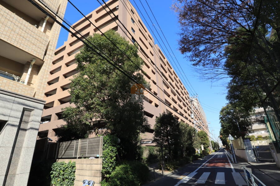 ライオンズプラザ西葛西外観2｜４００世帯以上ある大規模レジデンスです。