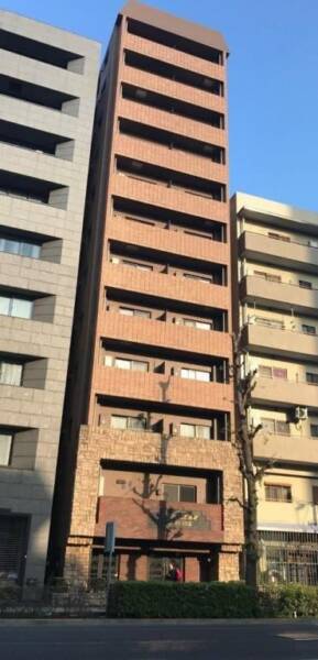 トーシンフェニックス浅草駒形リバーサイド外観｜トーシンフェニックス浅草駒形リバーサイドは平成１５年築の１２階建てのマンションです。都営浅草線「浅草」駅より徒歩２分の駅チカマンションです。