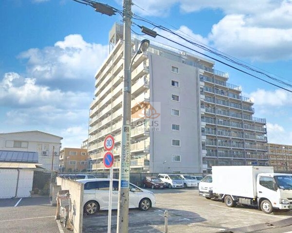 サニーコート滝野川外観６ (1)｜サニーコート滝野川は昭和５０年築、１１階建てのマンションです。