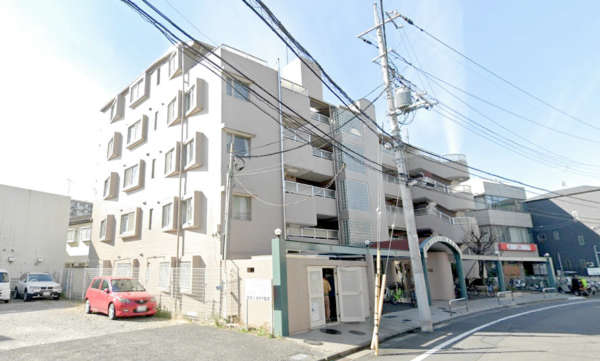 グリーンパーク東綾瀬公園4｜グリーンパーク東綾瀬公園は昭和６２年築、５階建てのマンションです。エレベーターがあります。