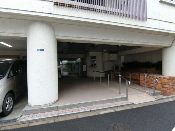 永信東陽ハイツ外観共用部2｜エントランスです。